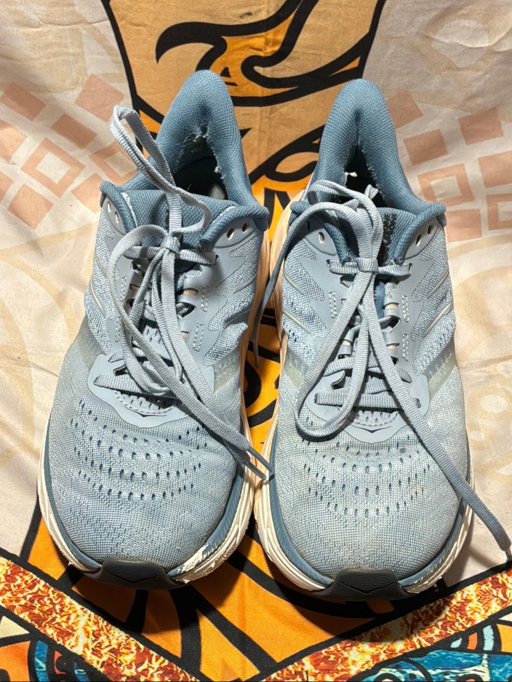 HOKA ONE ONE Arahi 5 Women's Light Blue Athletic Running Shoes - Size 8.5
